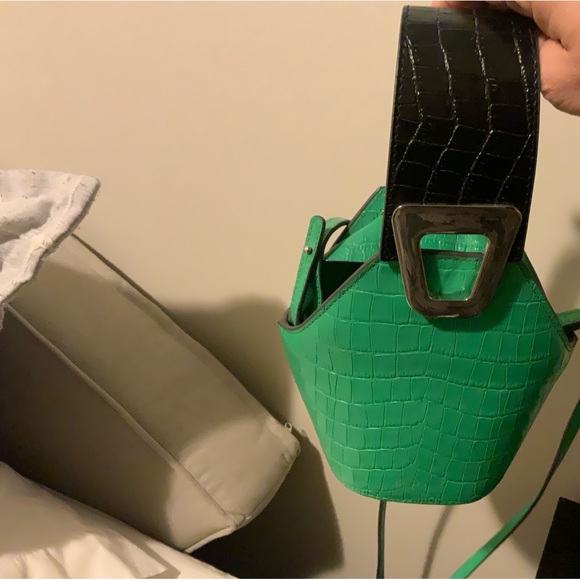 Danse Lente small bucket style bag - Picture 2 of 9